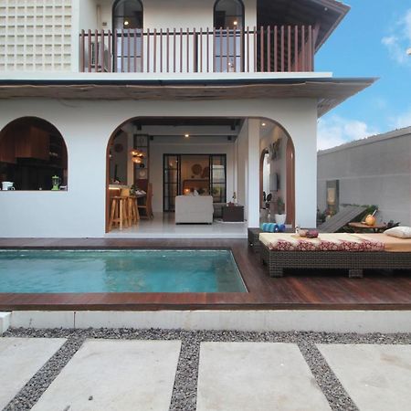 Sudha Villa Bali Anyelir Seminyak  Bagian luar foto